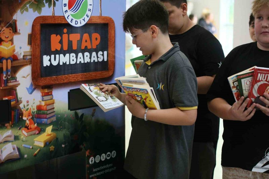 Kepez Belediyesi’nden Okullara "kitap Kumbarası"