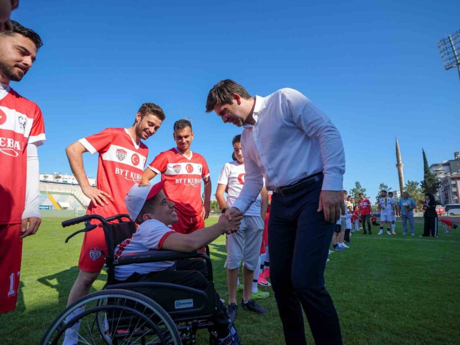 Tarsus’ta Köyler Arası Futbol Heyecanı Başladı