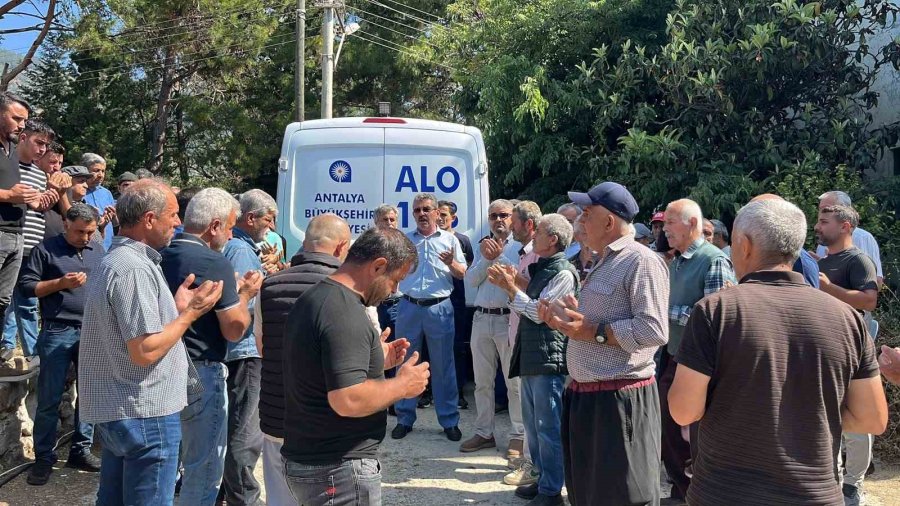 Denizli’deki Faciada Hayatını Kaybeden Hayriye Arıkan, Alanya’da Son Yolculuğuna Uğurlandı