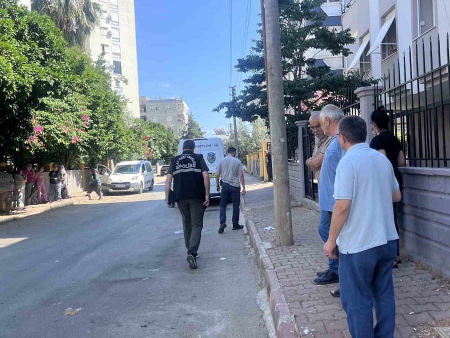 Antalya’da 34 Yaşındaki Genç Evinde Ölü Bulundu
