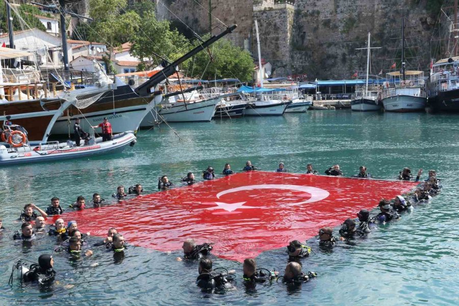 Antalya’da ’dumansız Plaj’ Uygulaması Hayata Geçiyor