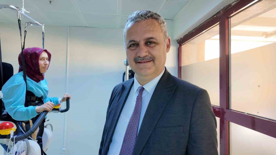 Konya’da Felç Hastalar İçin Yürüme Robotu Kapasitesi Arttı
