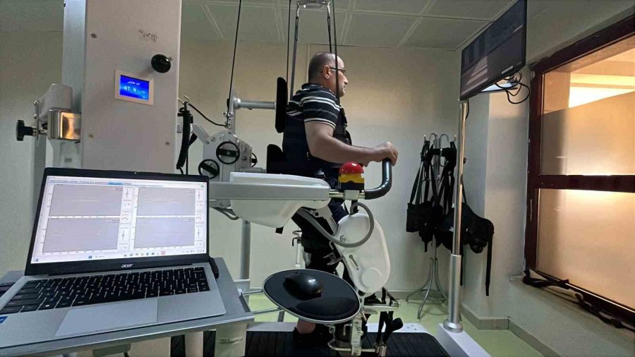 Konya’da Felç Hastalar İçin Yürüme Robotu Kapasitesi Arttı