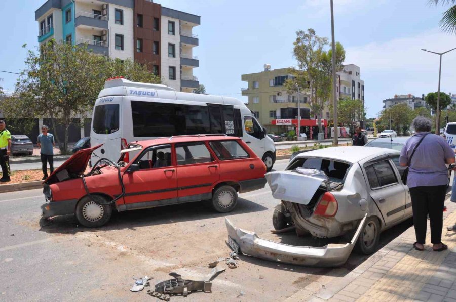 Mersin’de Zincirleme Trafik Kazası: 1 Yaralı
