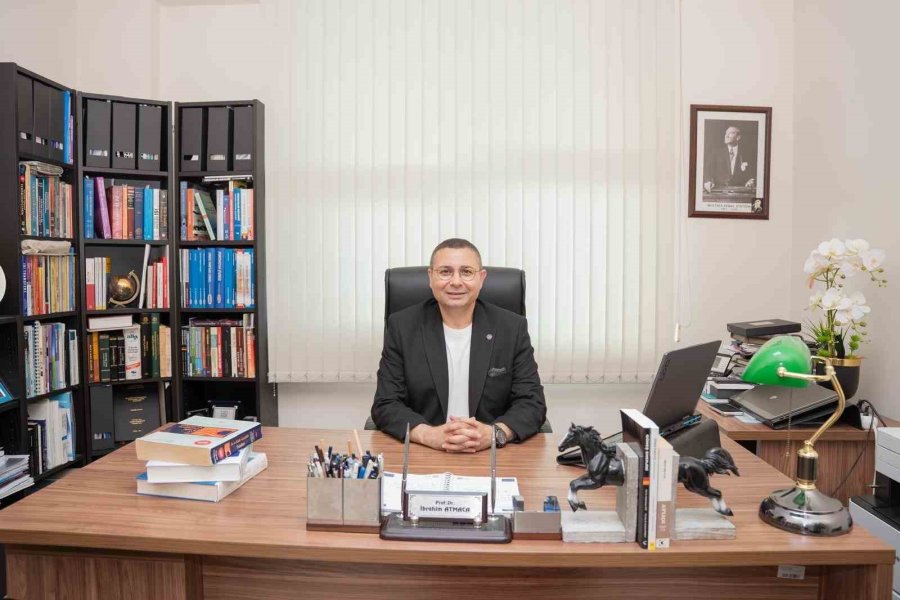 Mühendislik Fakültesi Öğretim Üyesi Atmaca’dan Enerji Verimliliği Uyarısı