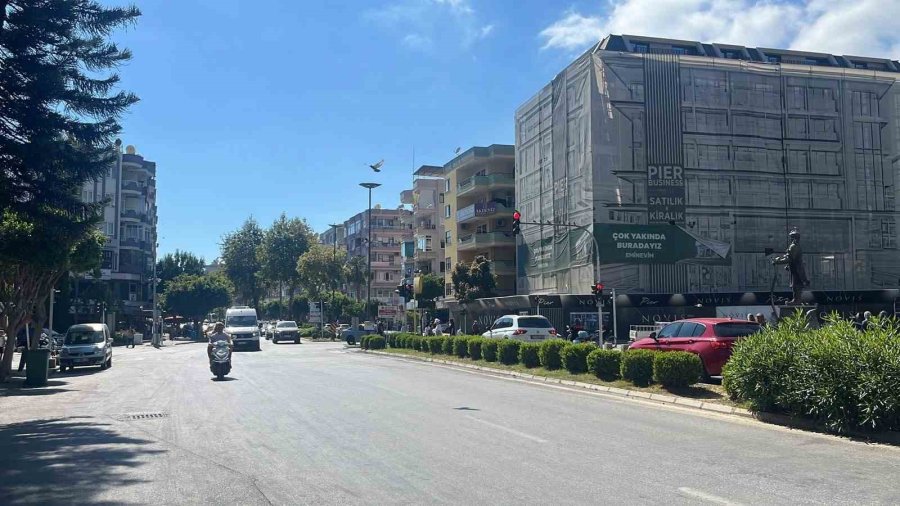 24 İlçede Nüfusuyla İlk Sırada Olan Alanya İlçesinde İl Olma Beklentisi