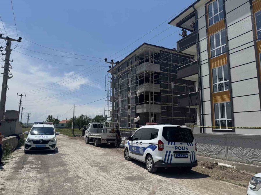 Konya’da Elektrik Akımına Kapılan İşçi 4’üncü Kattan Düştü