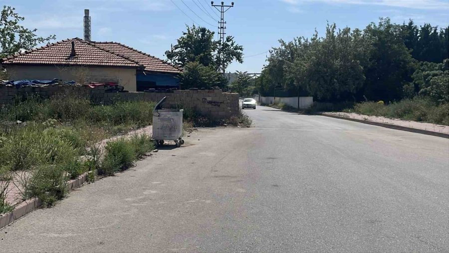 Boşanma Aşamasındaki Eşini Vurup İntihar Etti