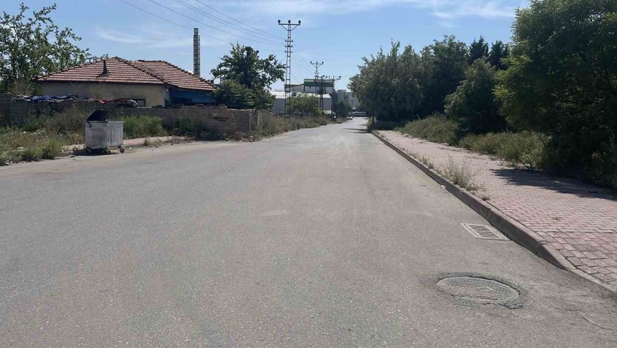Boşanma Aşamasındaki Eşini Vurup İntihar Etti