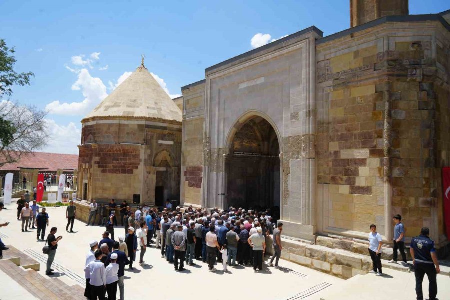691 Yıllık Sungurbey Camii Yeniden İbadete Açıldı