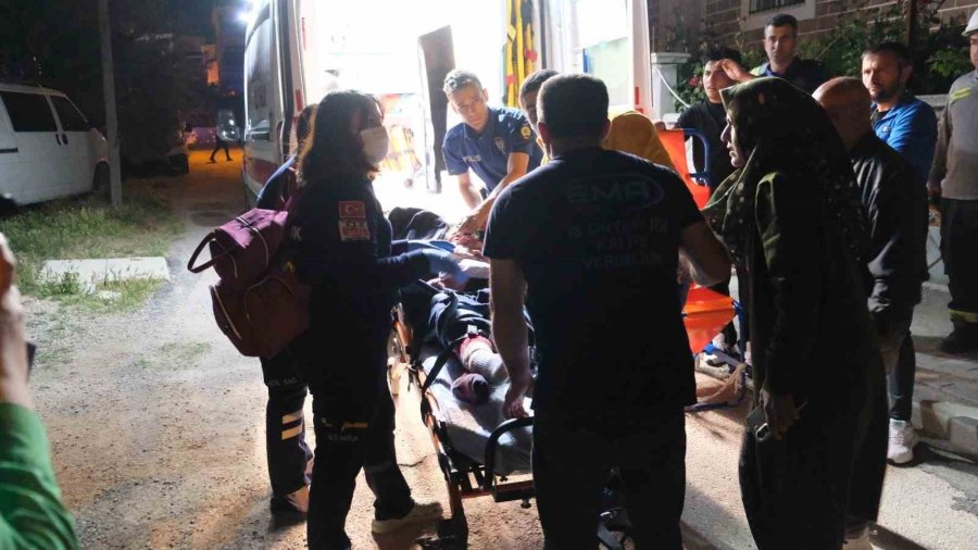 Mutfakta Yaşanan Patlama Sonrası Yangın: 3 Yaralı