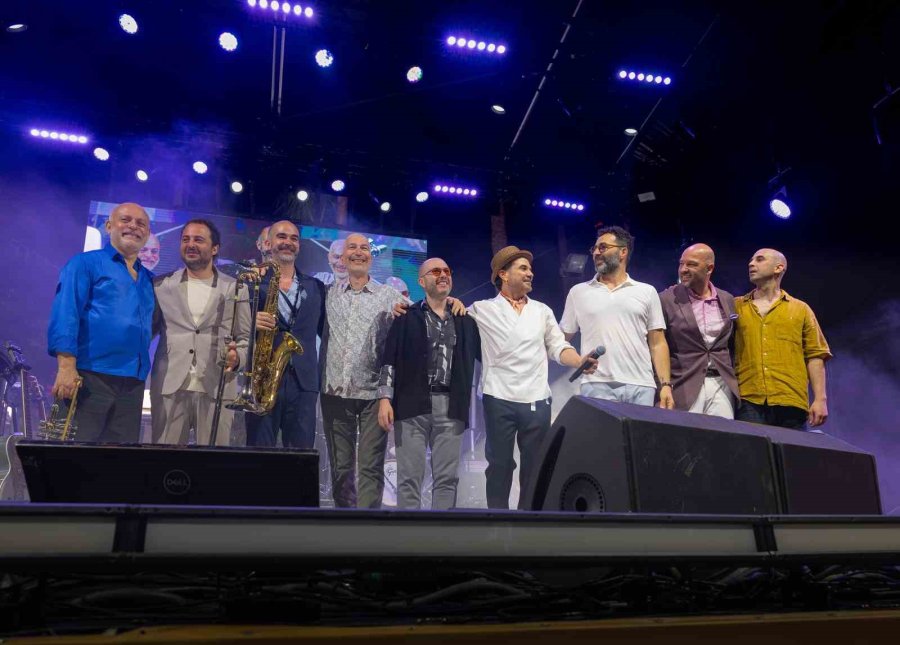 Caz Festivali’nde "kenan Doğulu" Rüzgarı