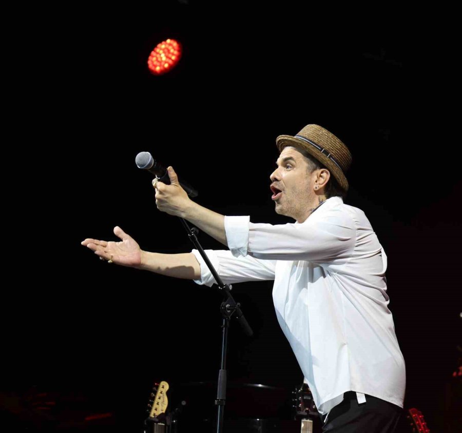 Caz Festivali’nde "kenan Doğulu" Rüzgarı