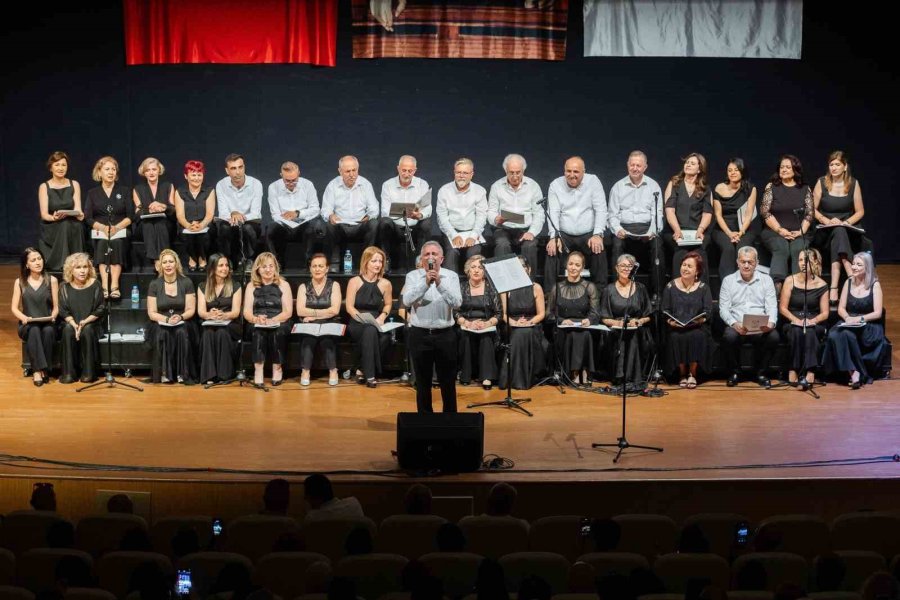 Manavgat Belediyesi Tsm Korosu’ndan Yaz Konseri