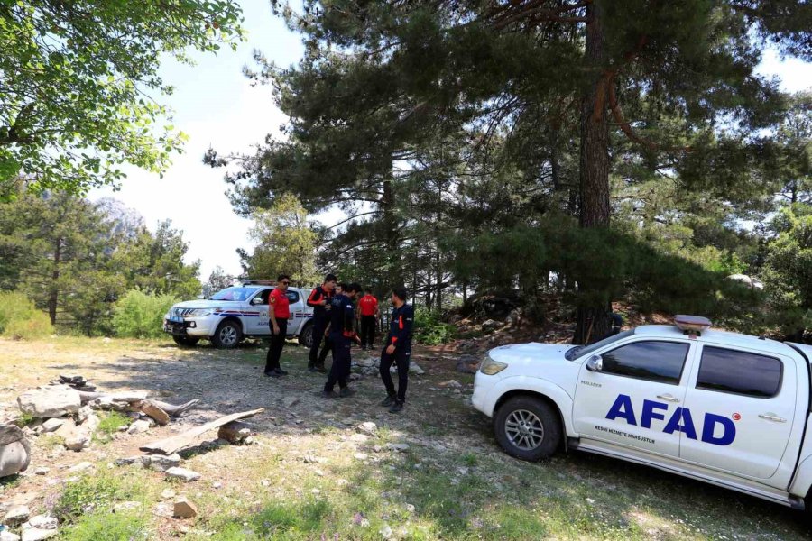 Cep Telefonundan Gönderdikleri Sos Mesajı İle Kurtarıldılar