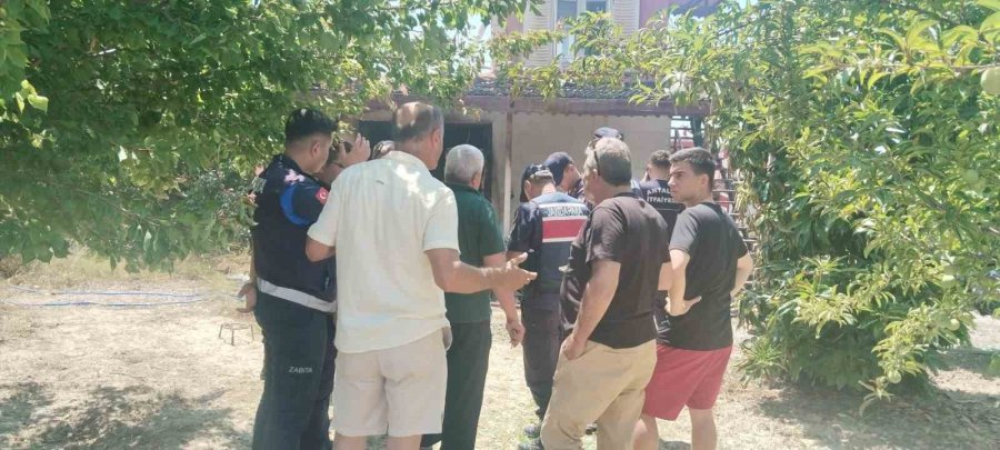 Tarladaki Evde Çıkan Yangın İtfaiye Ekiplerince Söndürüldü