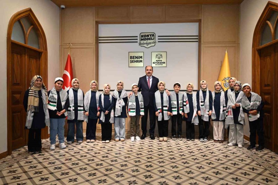 Başkan Altay, Bilgehanelerde Eğitim Alarak Tamamı Hafızlık İmam Hatip Okullarını Kazanan Öğrencilerle Buluştu