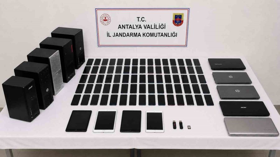 Antalya Merkezli 27 İlde Eş Zamanlı Yasa Dışı Bahis Operasyonu: 79 Gözaltı