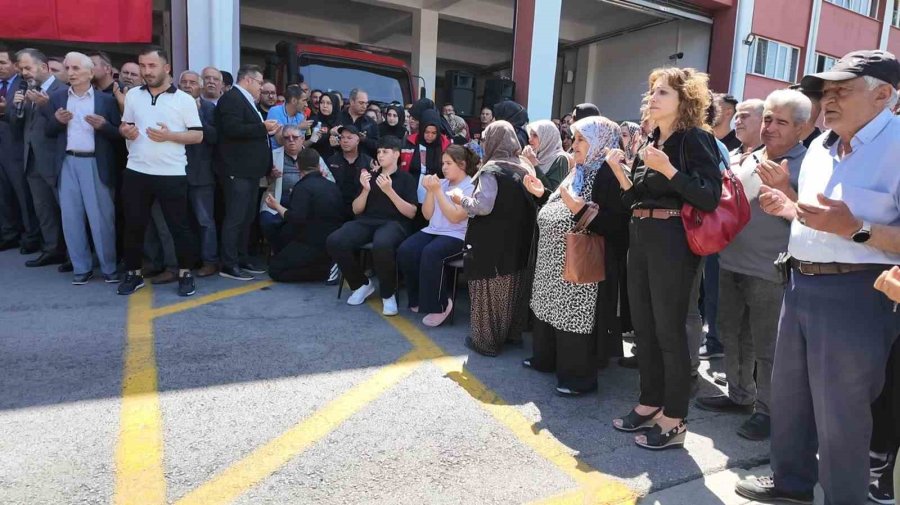 Konya’da Şehit İtfaiye Erine Uğurlama Töreni