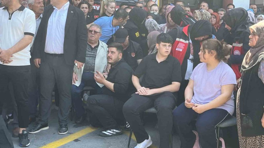 Konya’da Şehit İtfaiye Erine Uğurlama Töreni