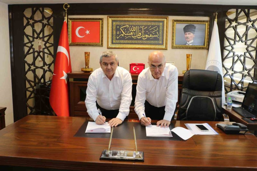 Mersin’de Devlet Korumasındaki Çocuklar İçin ’ilk Şefkat Projesi’ Protokolü İmzalandı