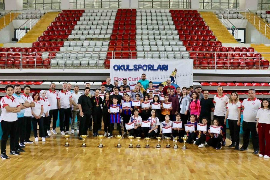 Niğdeli Sporcular Türkiye Şampiyonası’nda Kürsüye Çıktı