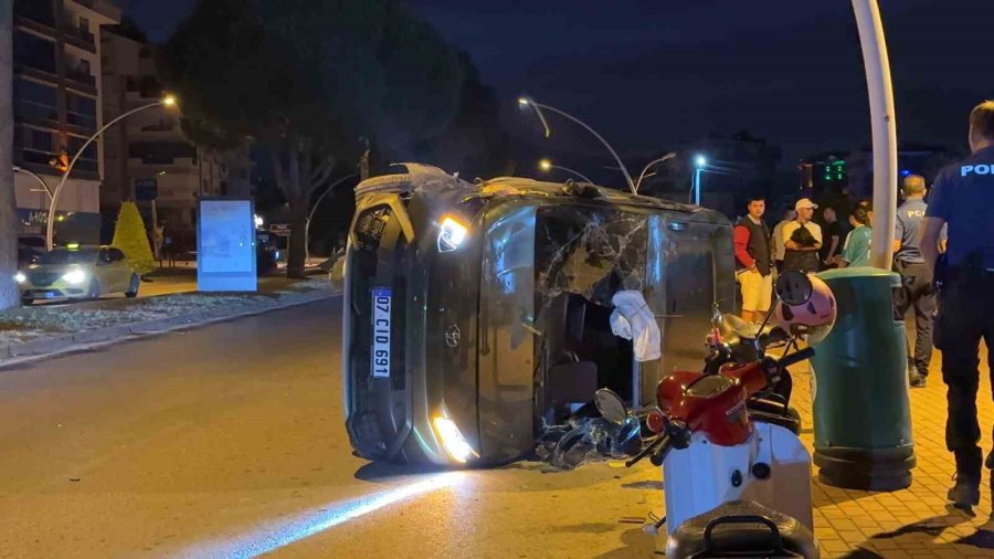 Otomobil Takla Attı, Ortalık Savaş Alanına Döndü