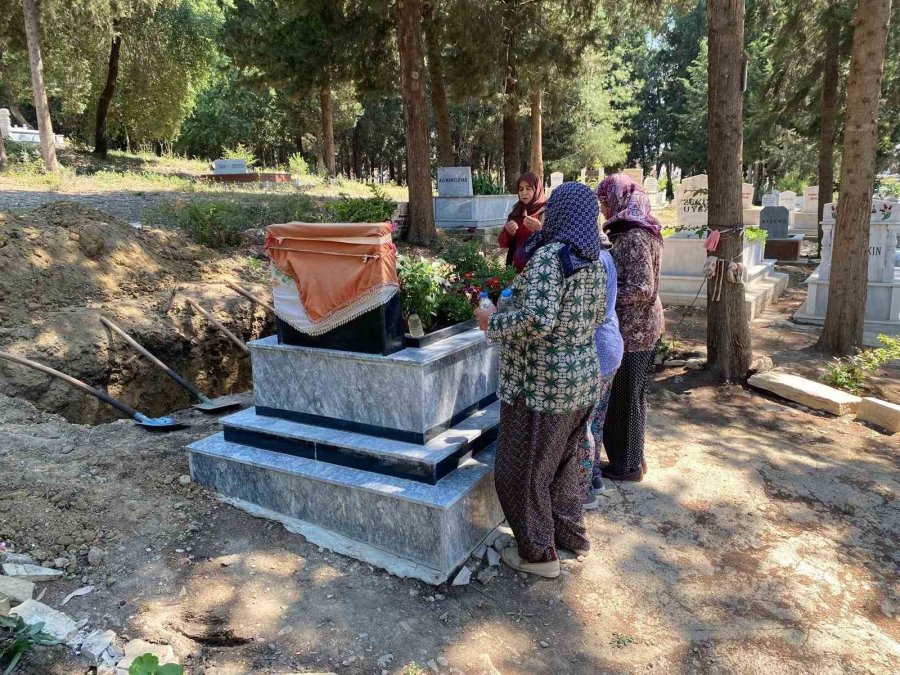 Okula Götürdüğü 16 Yaşındaki Kızını Kazada Kaybetmişti: Acısına Dayanamayıp Vefat Etti