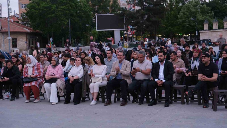 Gezen Sinema Tırı, Karamanlılarla Buluştu