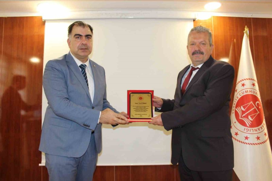 Niğde Adliyesi’nde Uzlaştırmacılar Günü Kutlandı
