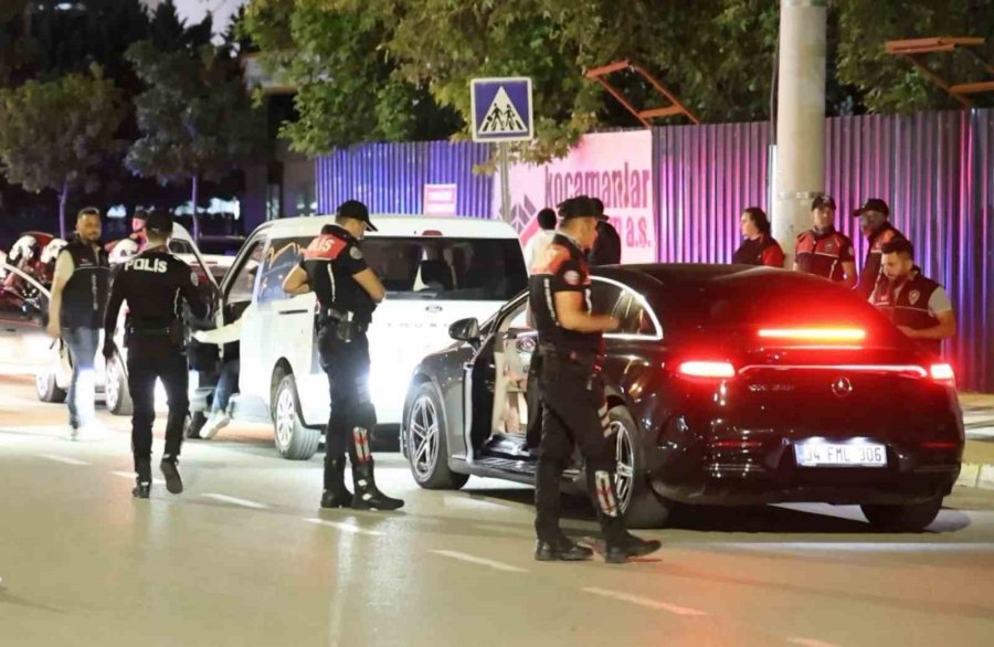 Aksaray’da "huzurlu Sokaklar" Uygulaması
