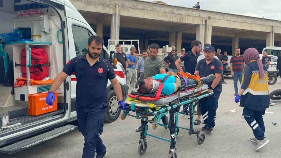 Karaman’da Motosikletler Çarpıştı: 2 Yaralı