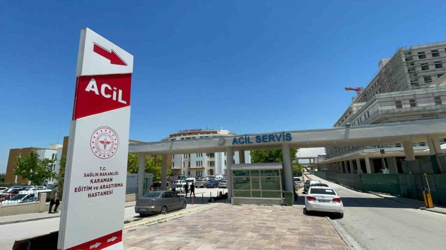 İtfaiye Erinin Koluna Yapışan Kene Hastanede Çıkarıldı