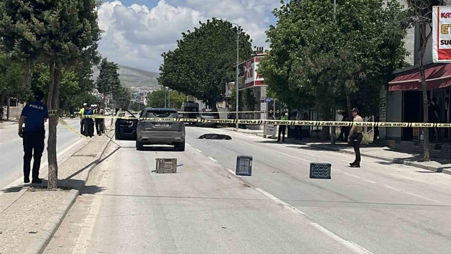 Suv Aracın Çarptığı Yaya Hayatını Kaybetti