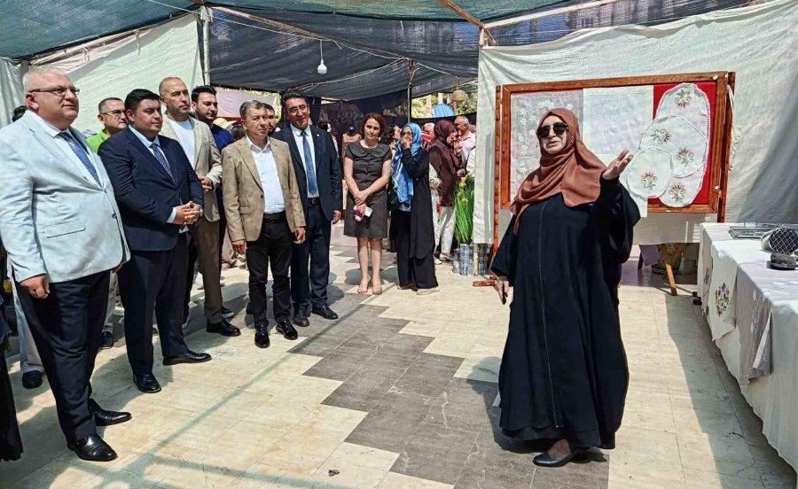 Kumluca’da Halk Eğitim Merkezi Müdürlüğü Sergisi Törenle Açıldı