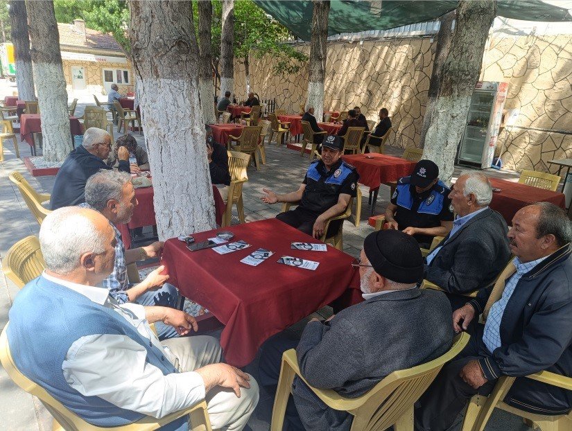 Niğde Polisi Dolandırıcılara Karşı Vatandaşları Uyardı