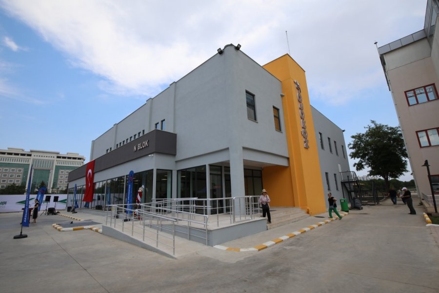Akdeniz Üniversitesi Hastanesinde 9 Ayda Tamamlanan Nöroloji Polikliniği Açıldı