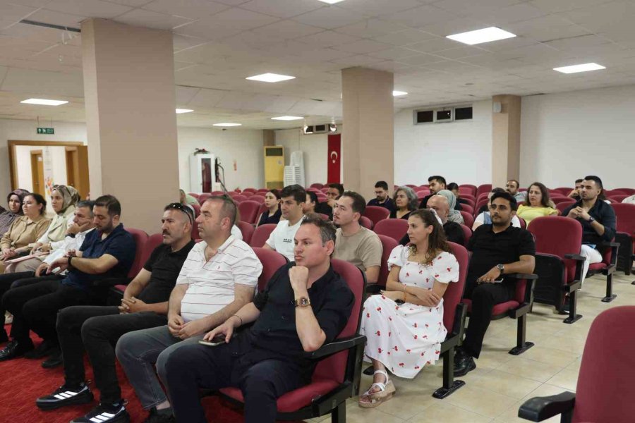 Aksu Belediyesi’nde Personele Yangın Eğitimi Ve Tatbikatı