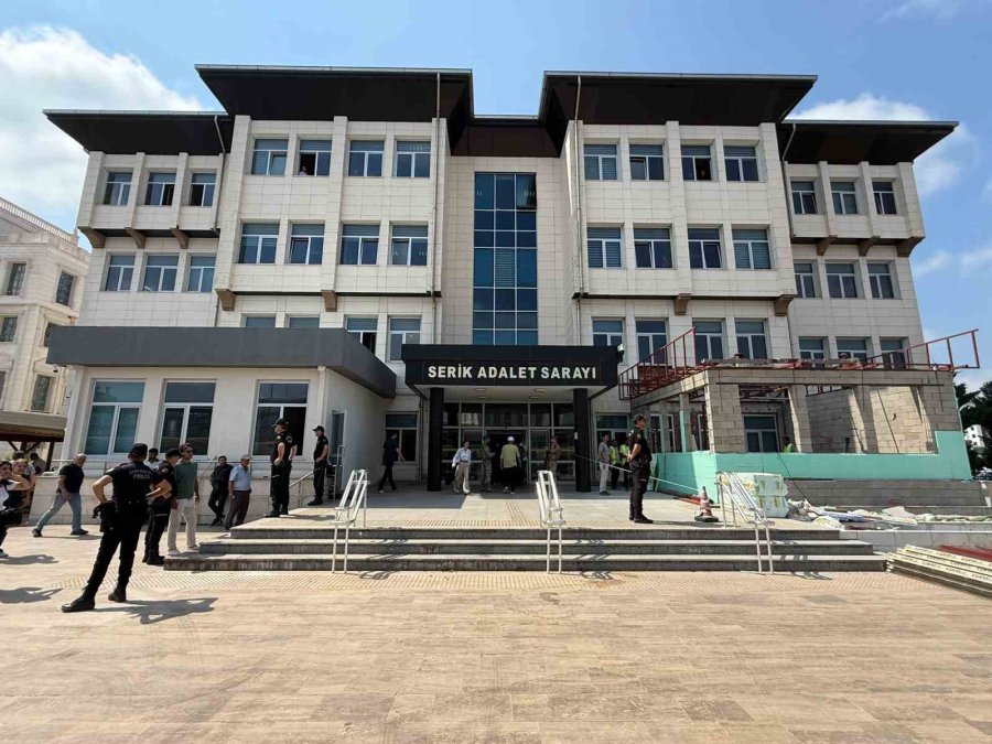 Antalya Merkezli 27 İlde Yasa Dışı Bahis Soruşturmasında 68 Şüpheli Adliyeye Sevk Edildi