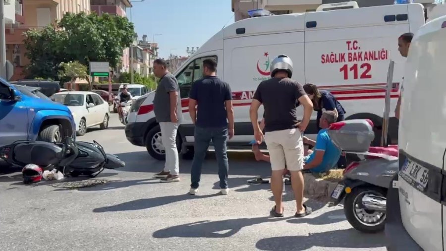 Kamyonet İle Motosiklet Çarpıştı:1 Yaralı