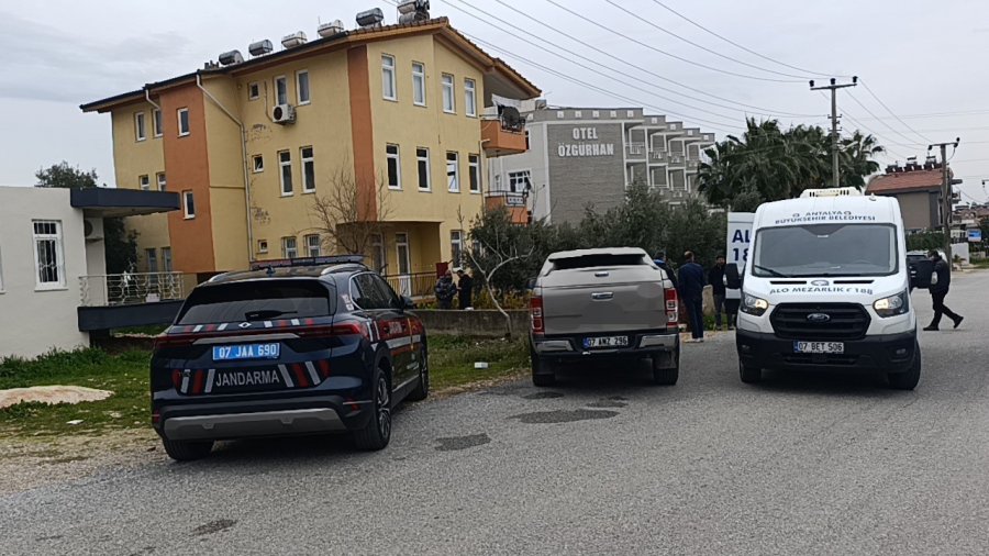 Karnından Vurulmuş Halde Bulunan Adamın Cinayete Kurban Gittiği Belirlendi