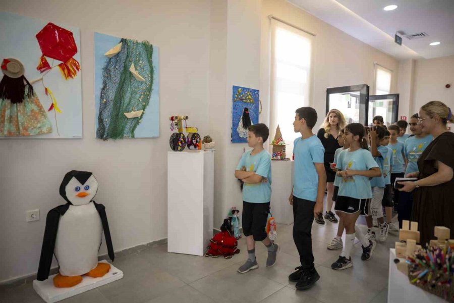Mersin’de Çocuklar Atıkları Sanata Dönüştürdü