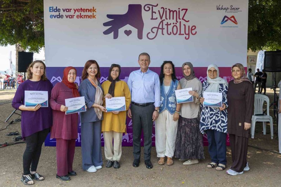 Mersin’de Kadın Emeği Sertifikayla Taçlandı