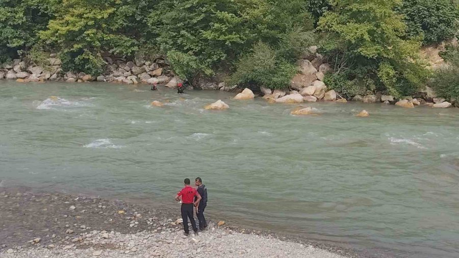 Alanya’da Çayda Kaybolan Genci Arama Çalışmalarına Yarın Devam Edilecek