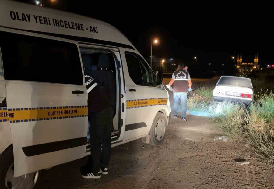 Gazeteciden Hayat Kurtaran Müdahale Kamerada