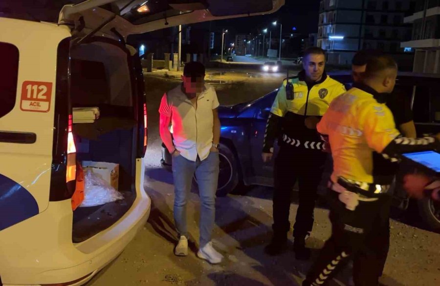 Aracıyla Kaza Yapan Sürücü: "bende Alkol Yok, Bende Sinir Hastalığı Var"