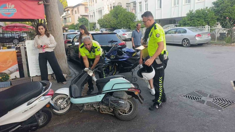 Otomobil İle Çarpışan Motosikletin Sürücüsü Yaralandı