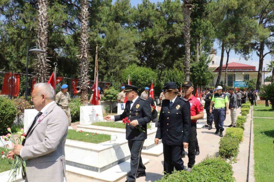 Antalya’da Şehitler Dualarla Anıldı