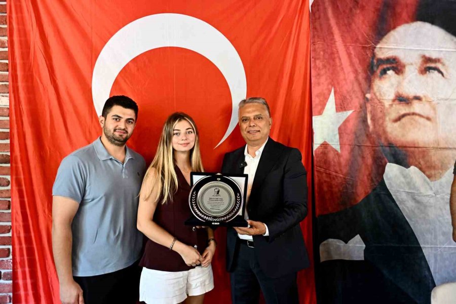 Başkan Uysal: "kuru Bilgi İş Yapmıyor"