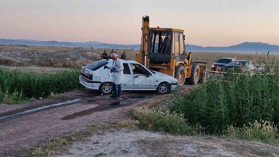 Karaman’da Otomobil Dereye Devrildi: 3 Çocuk Hayatını Kaybetti, 4 Kişi Yaralandı